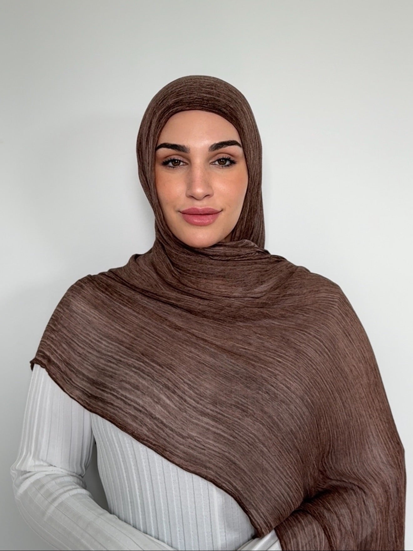 Textured Rayon Hijab Chestnut
