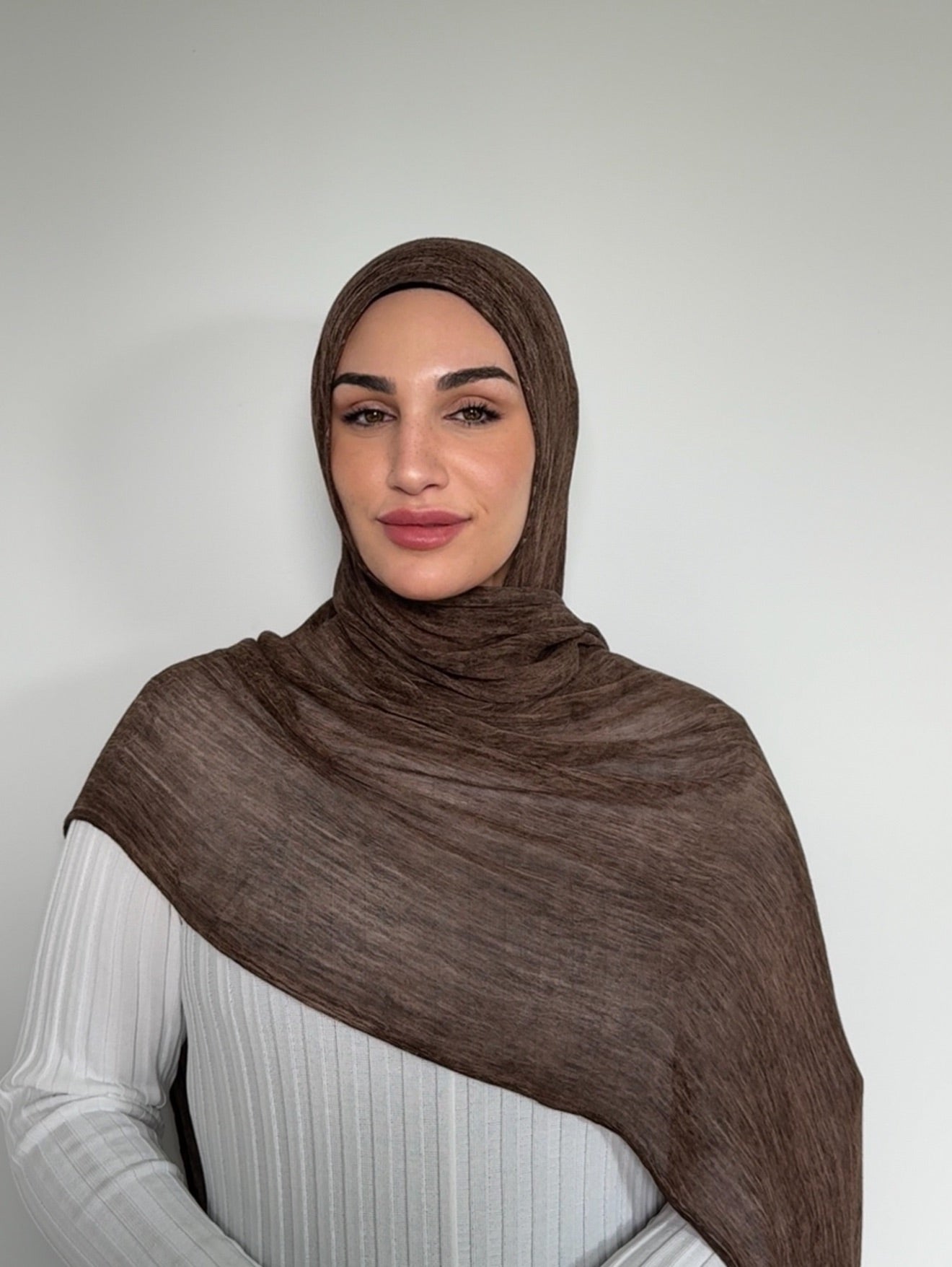 Textured Rayon Hijab Coco Brown